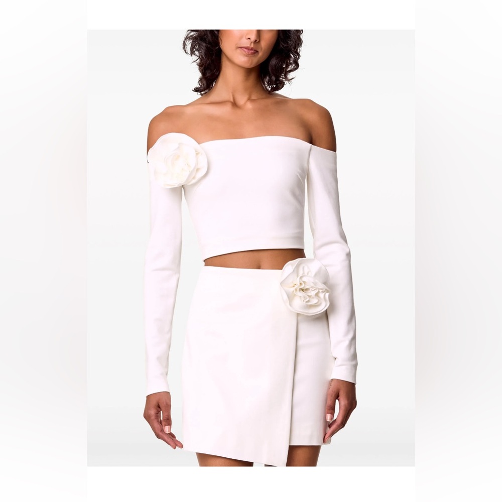 NICHOLAS Floral Rosette Off-Shoulder Top